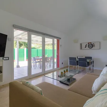 Holiday home Albaricoques